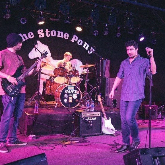 Meet your Posher, Ellis - Picture 1 of 1